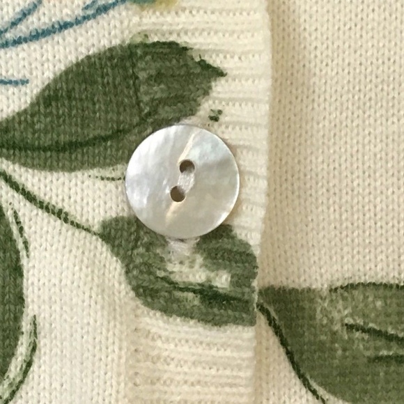 “Sold” - Picture 4 of 8